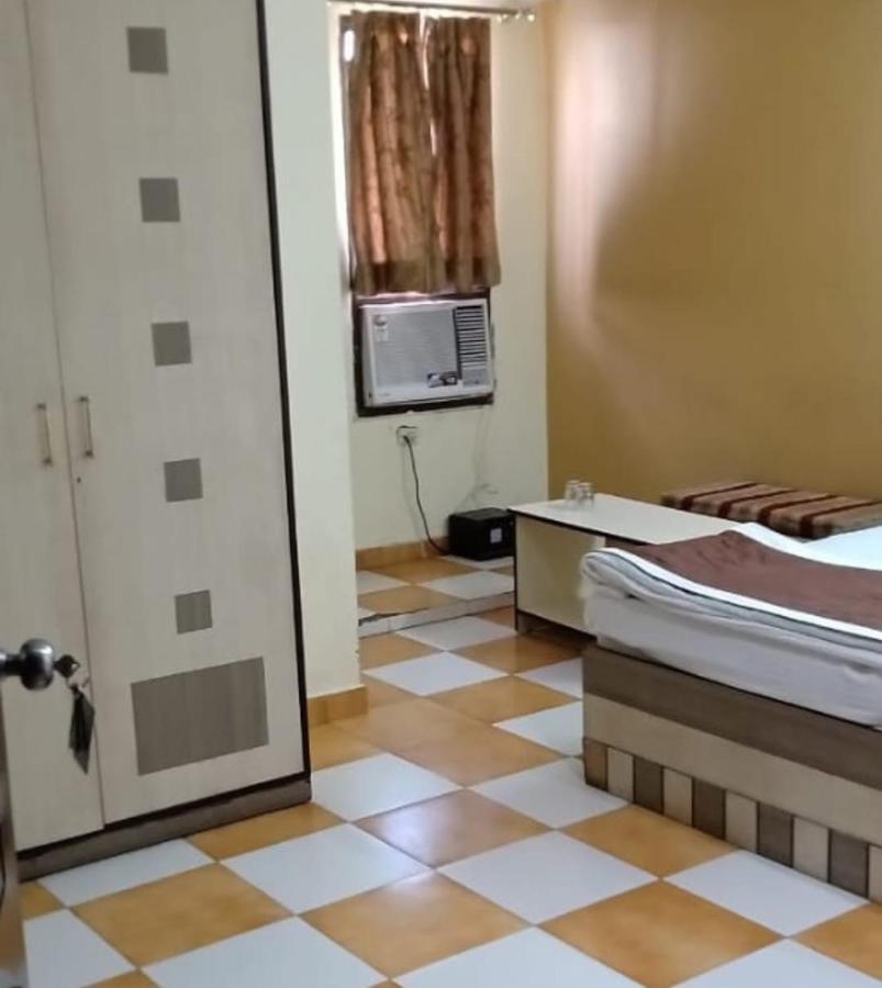 كانبور Hotel Nirmal Palace المظهر الخارجي الصورة